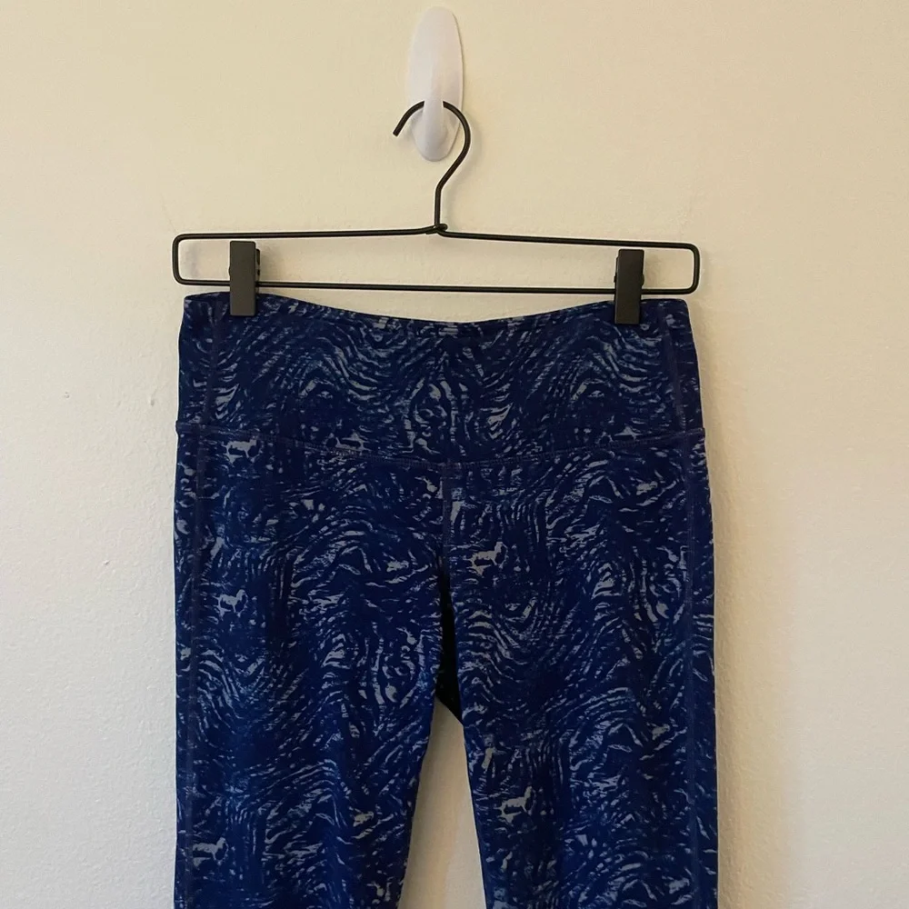 Athleta Chaturanga Zebra Print Full Length Pull On Soft Athletic Leggings Small - Picture 3 of 9